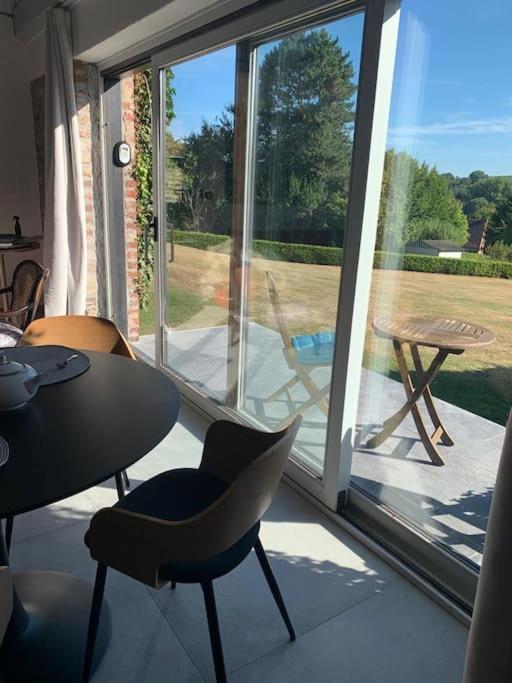 Lasne Lovely 1-Bedroom Appartement Le Joyau With Indoor Pool And Sauna מראה חיצוני תמונה
